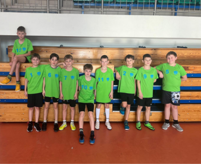 Sportowe emocje i walka do końca! - finał w dwa ognie i awans do finału powiatowego chłopców